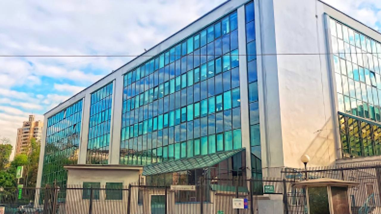 Посольство Британії